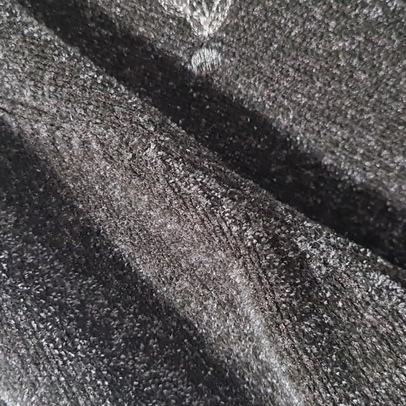 🟡Sweater - Picture 6 of 7